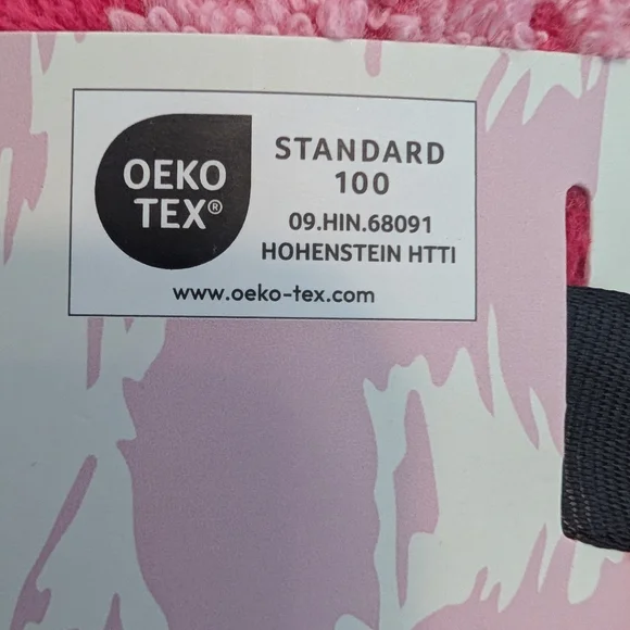 Betsey Johnson Pink Floral Hand Towel Set - Picture 7 of 8